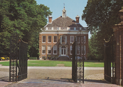 130532 Gezicht op het huis Sparrendaal (Hoofdstraat 87-91, in gebruik als gemeentehuis) te Driebergen-Rijsenburg.